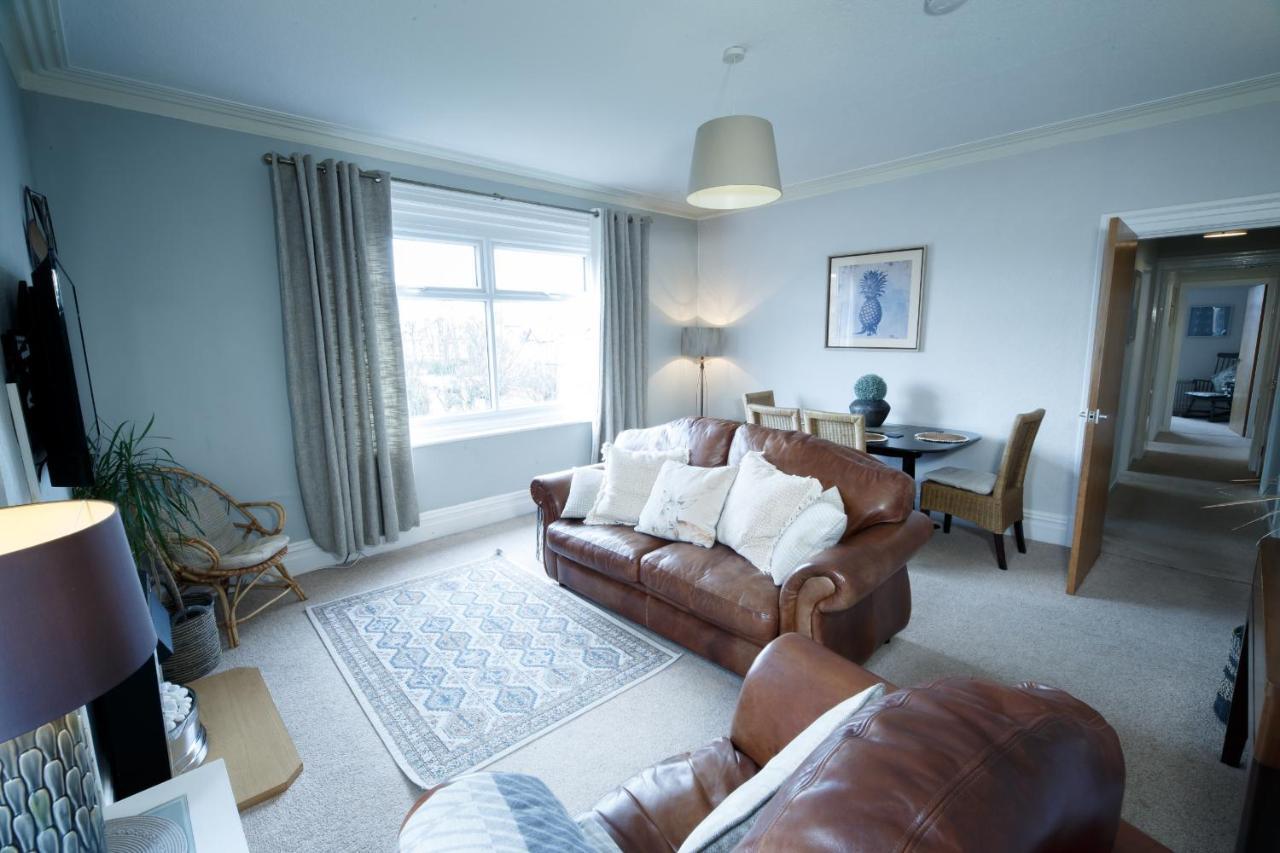 Mode - The Old School House Apartamento Lytham St Annes Exterior foto